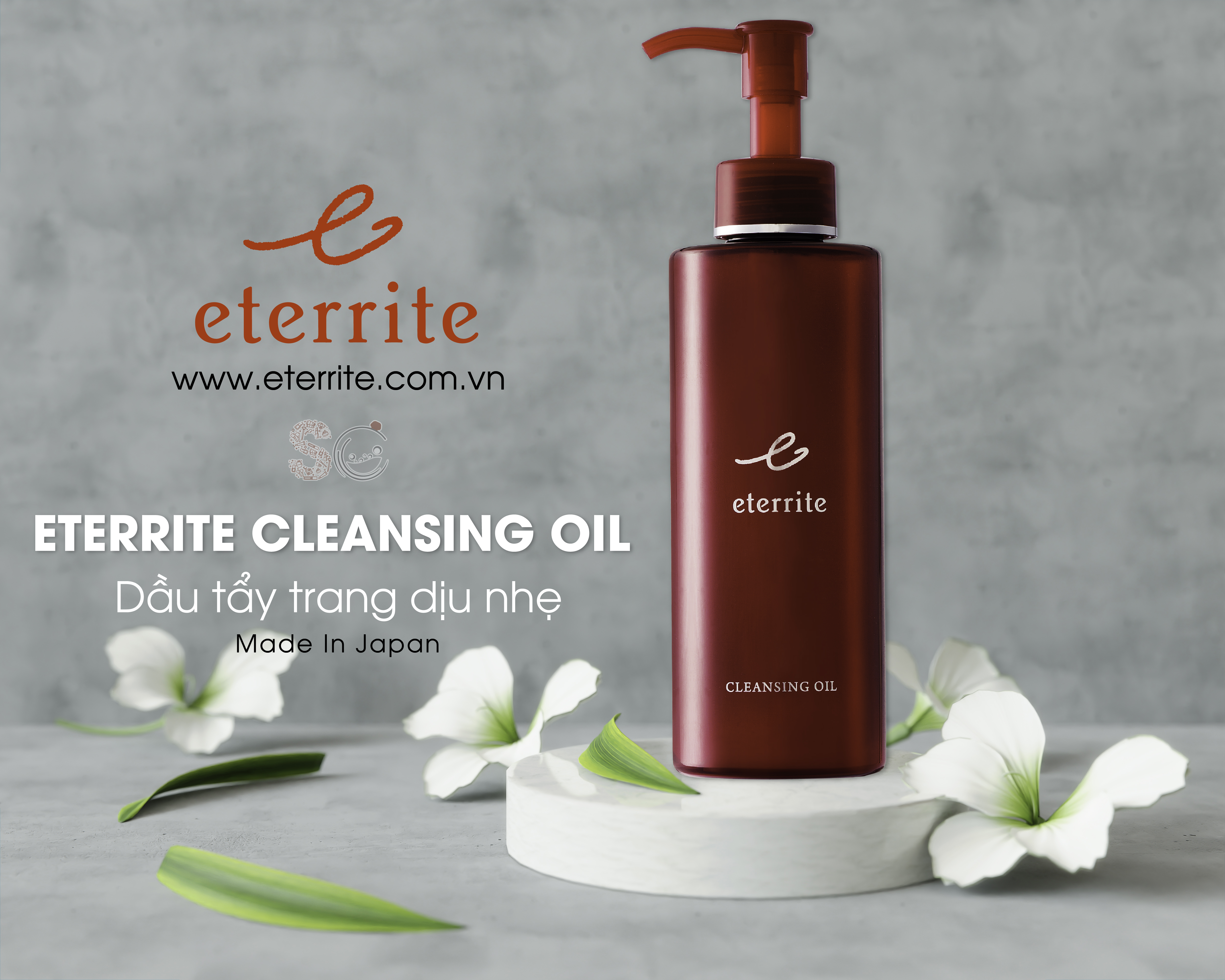 Khách hàng chia sẻ về Sản phẩm Eterrite Cleansing Oil – Dầu tẩy trang dịu nhẹ