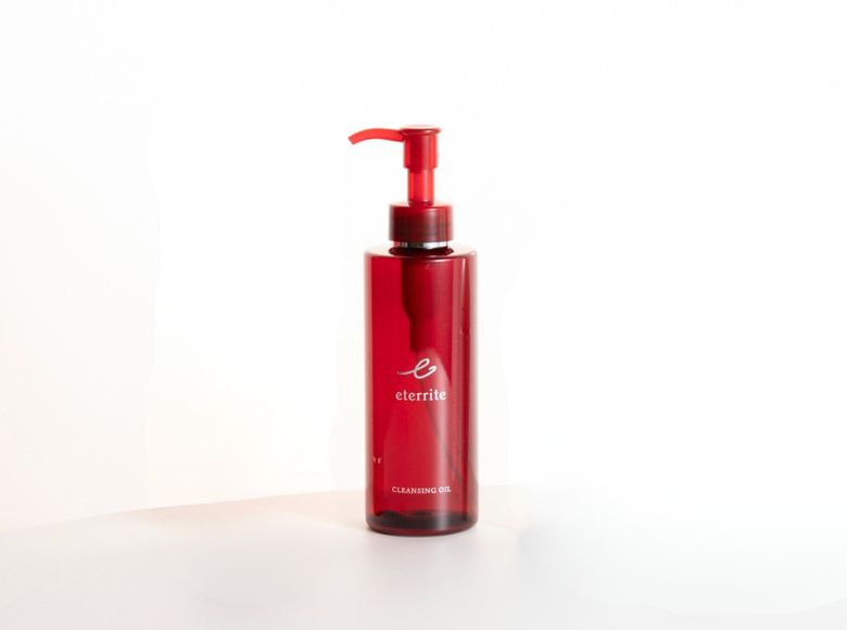 dầu tẩy trang Nhật Bản