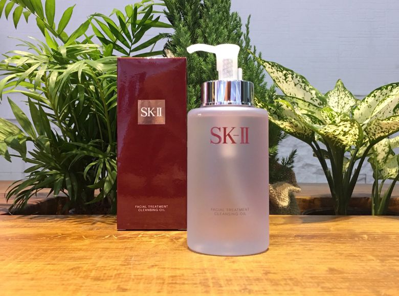 dầu tẩy trang Nhật Bản