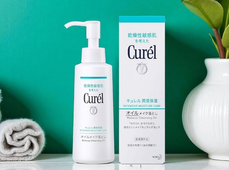 dầu tẩy trang Nhật Bản