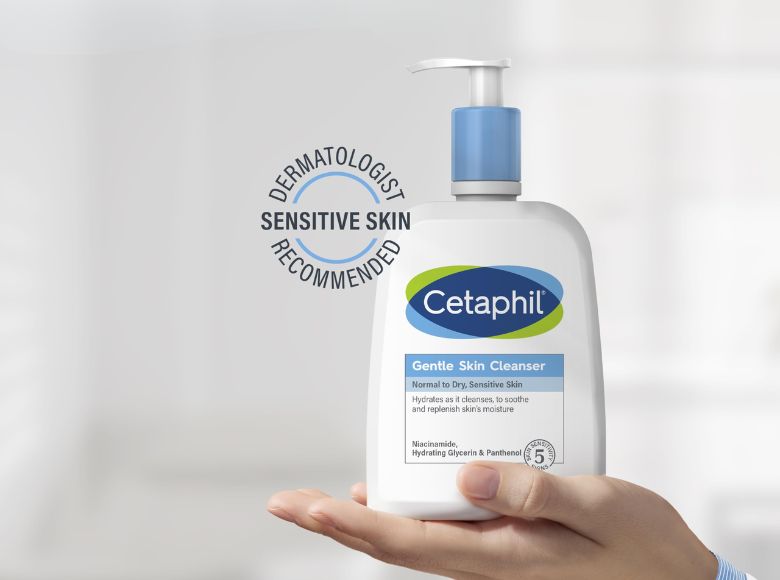 sữa rửa mặt cho da nhạy cảm